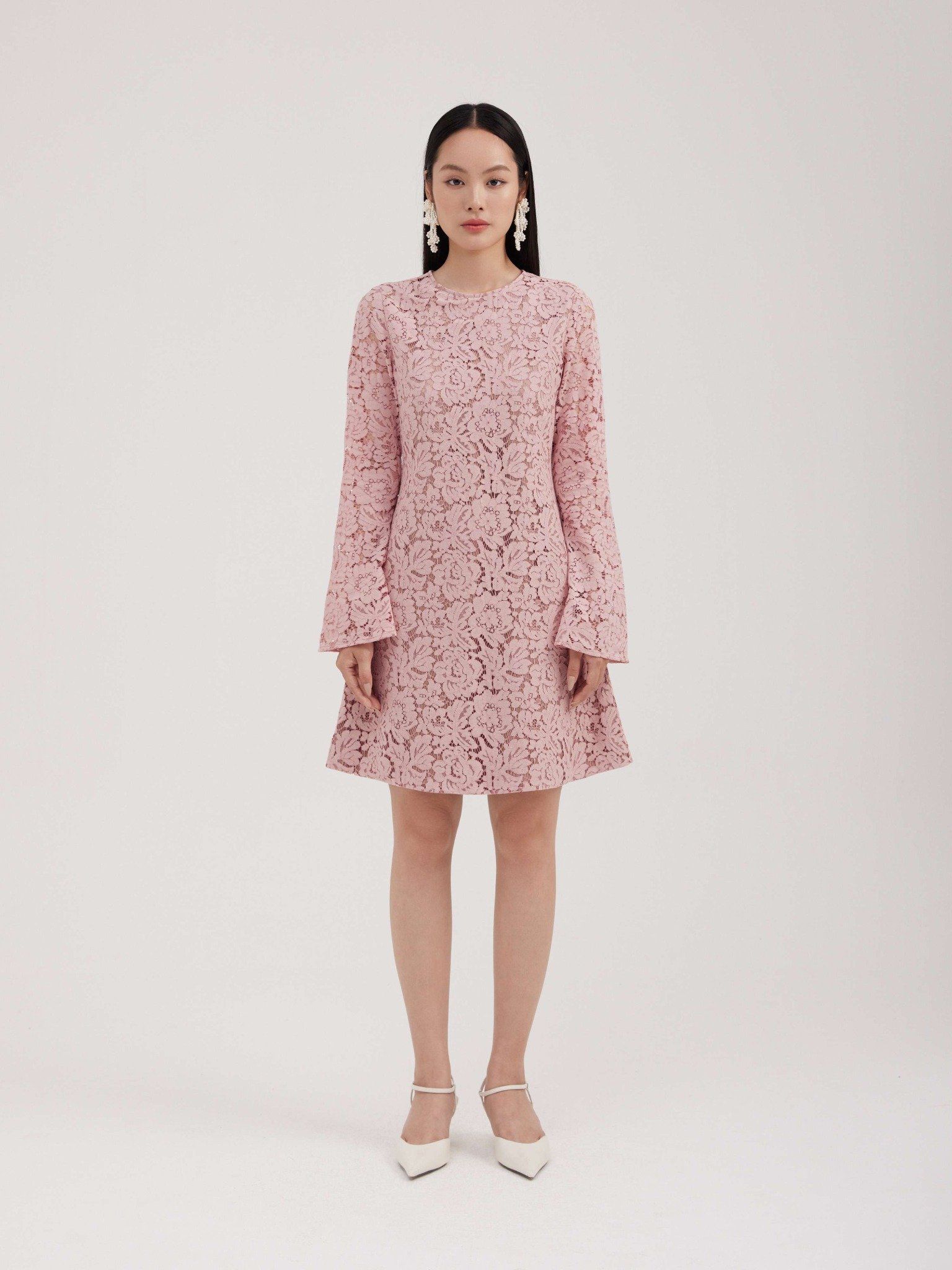  Đầm ren tay loe Mauve Flared Lace dress 