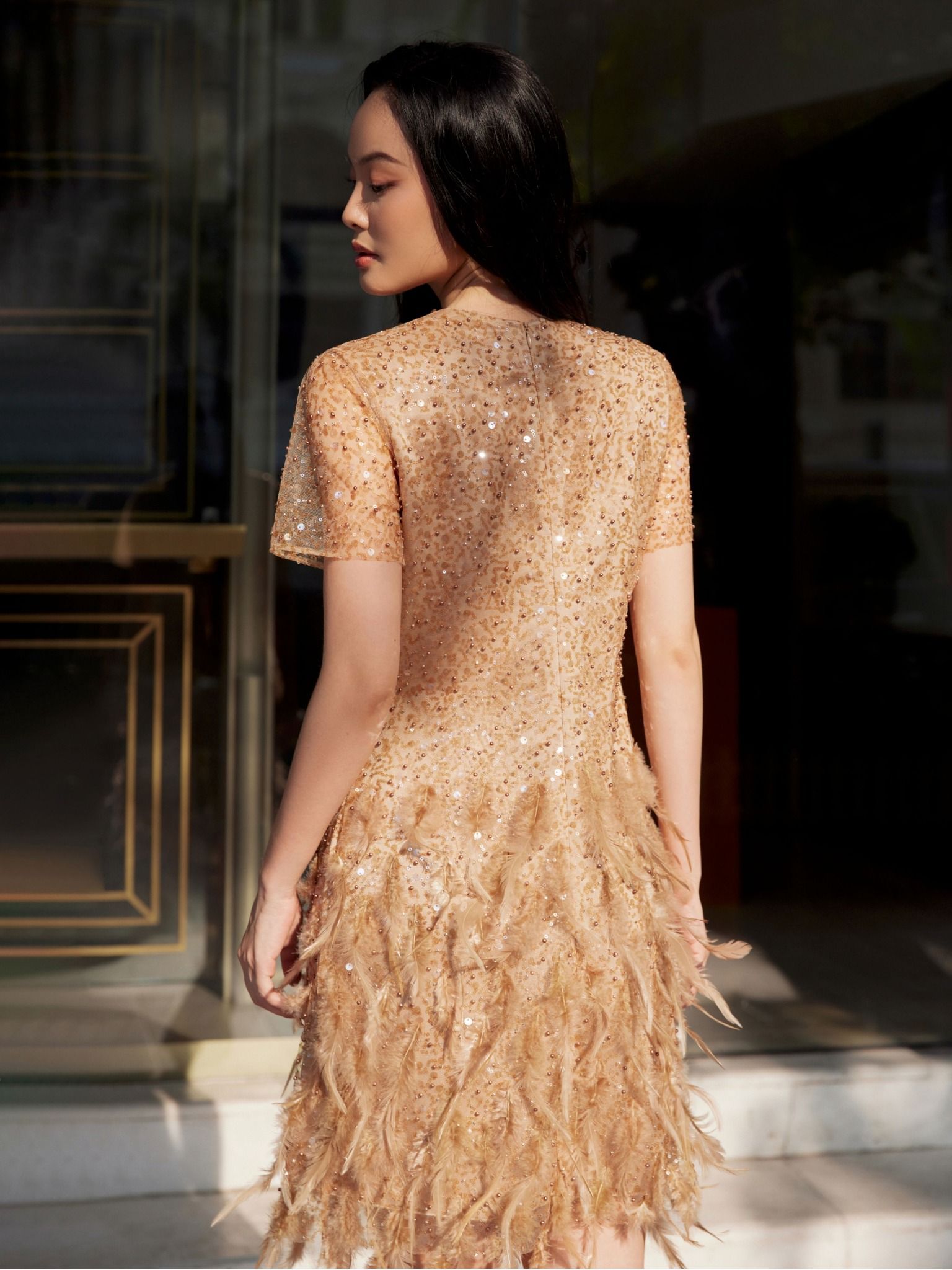  Đầm đính kết lông vũ và hạt | Mauve Mocha dress 