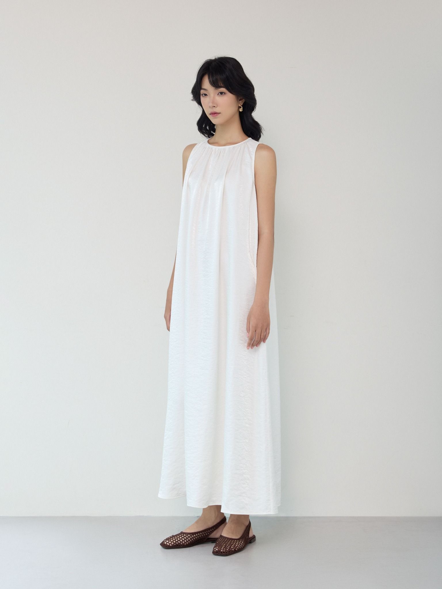  Đầm maxi trắng Mauve Delicate dress 
