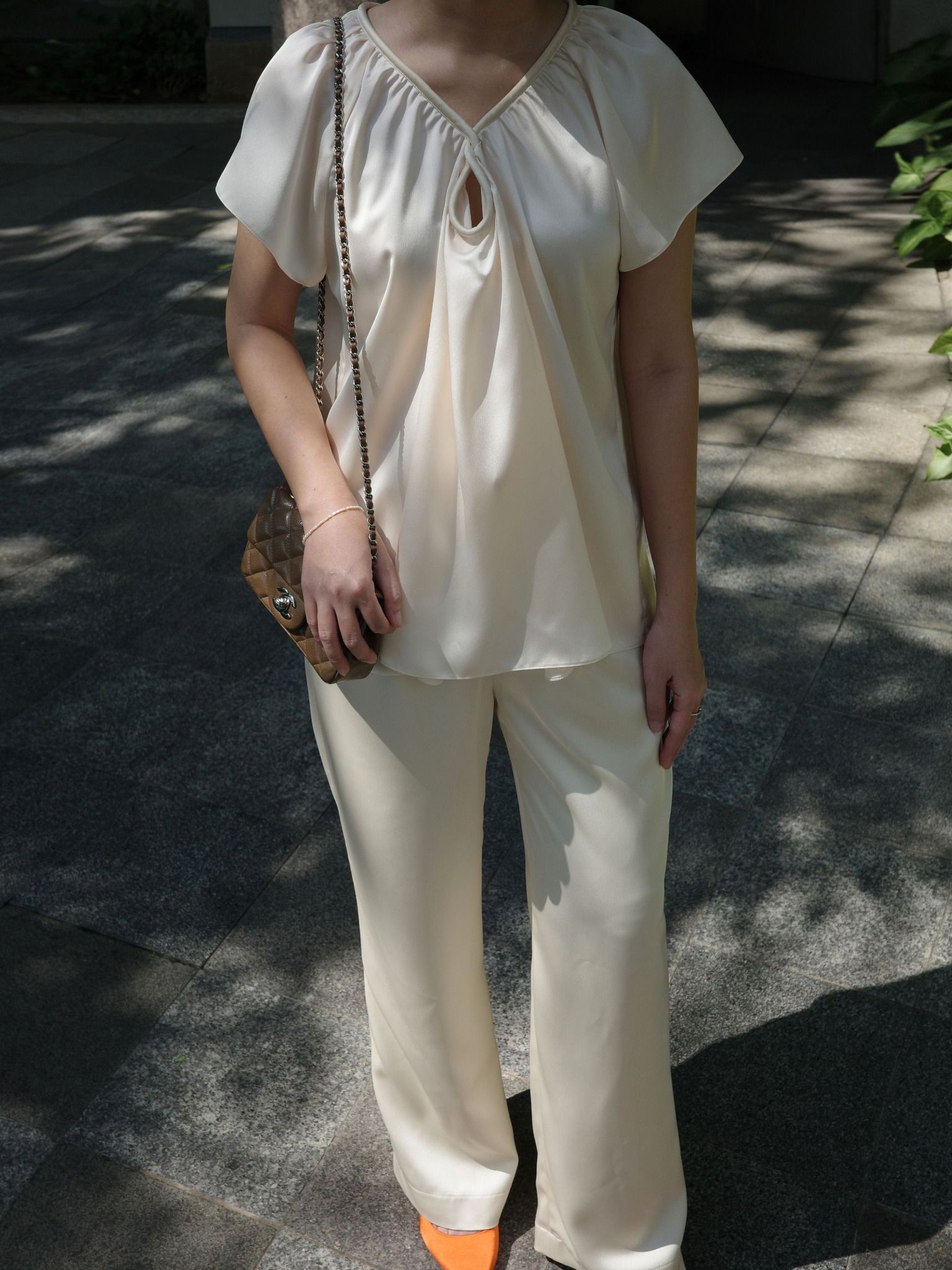  Áo lụa cổ xoắn Mauve Silk Twist top 