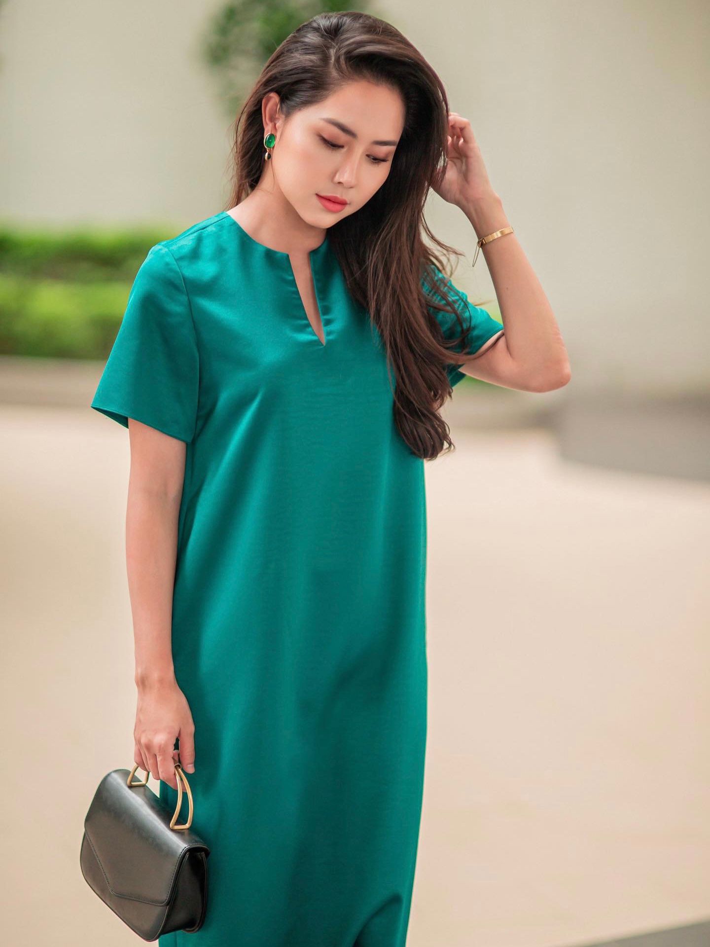  Đầm lụa hai da Mauve Y Neck dress 