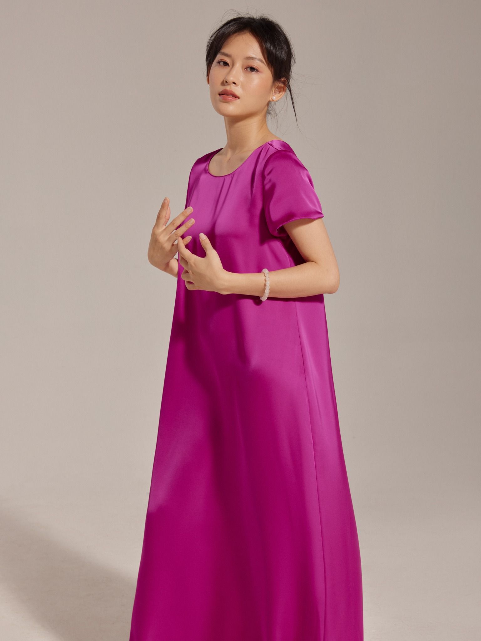  Đầm lụa dài ngắn tay Mauve Classy Silk dress 