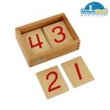  Giáo Cụ Montessori - Bộ thẻ dùng để kết hợp với gậy số - Wooden number tablets for numerical rods 