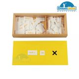  Giáo Cụ Montessori - Hộp phép tính nhân với bộ thẻ điều khiển bằng gỗ - Multiplication Equations and Products Box 