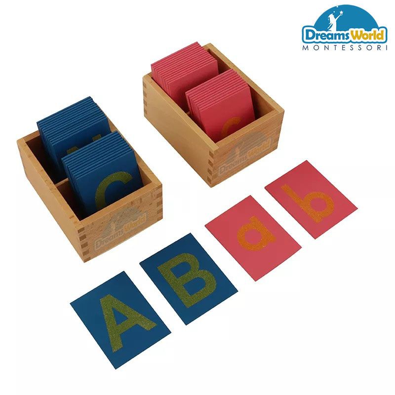  Giáo Cụ Montessori - Chữ viết thường và viết hoa tiếng Anh in nhám - Lower and Capital Case Sandpaper Letters w/ Boxes 