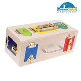  Giáo Cụ Montessori - Hộp Khóa  - Lock box exercises 