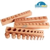  Giáo cụ Montessori - Khối trụ có núm - Cylinder Blocks Beechwood 