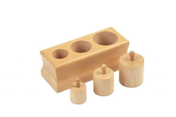  Giáo cụ Montessori - Bộ khối trụ có núm 1-3-5 - Cylinder blocks 1-3-5 – beechwood 
