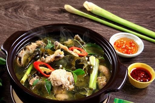  Lẩu Gà Ta Lá Giang (1 con) 