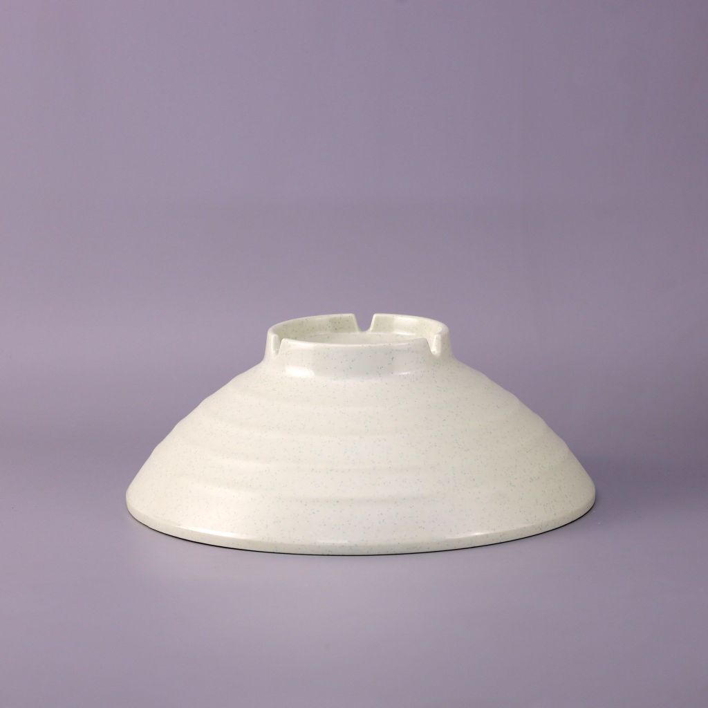 Matte round plate 9.5