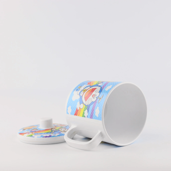 Mug with lid 4