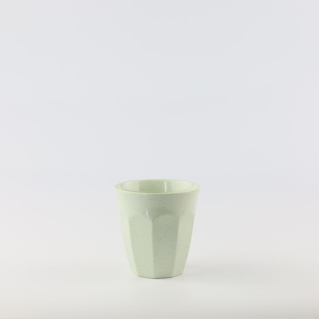 Ly trà đá trung 3