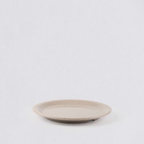 Round plate 12