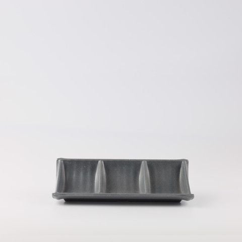 Triple matte sauce tray 7.5