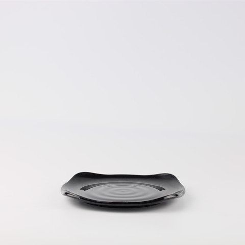 Square whorl plate 8
