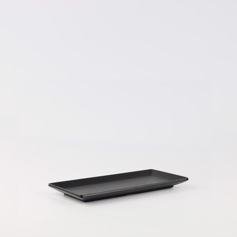 Matte rectangular plate 12