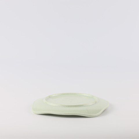 Square whorl plate 8