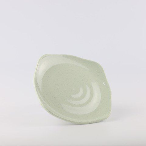 Square whorl plate 8