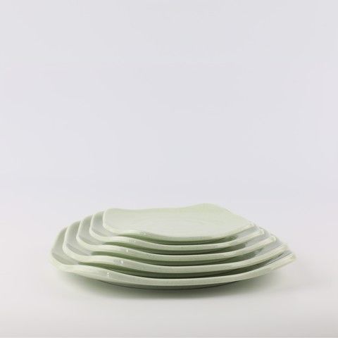 Square whorl plate 8