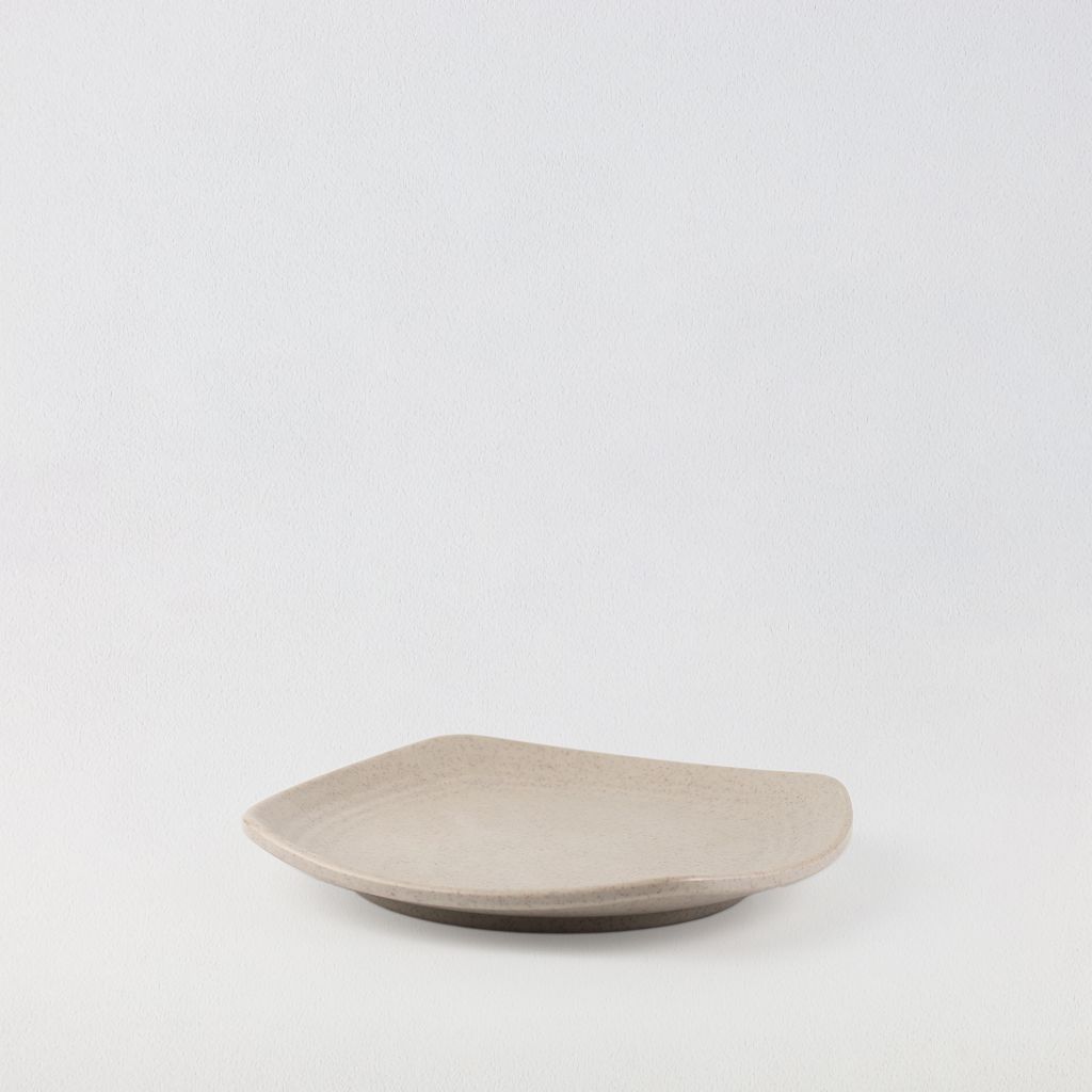 Dĩa Vuông Cạnh Tròn Nhám 6.5