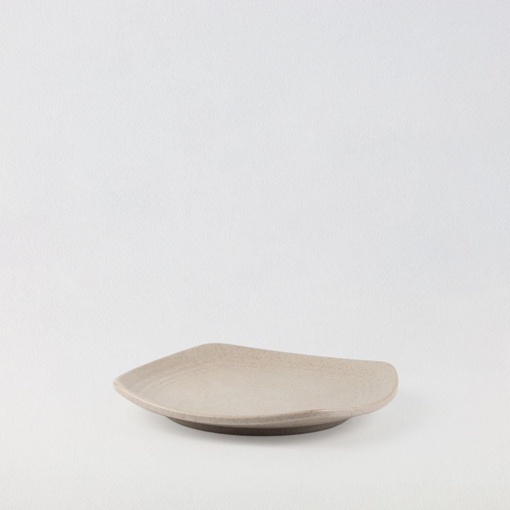 Dĩa Vuông Cạnh Tròn Nhám 9.5