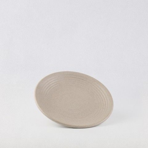 Matte round plate 11
