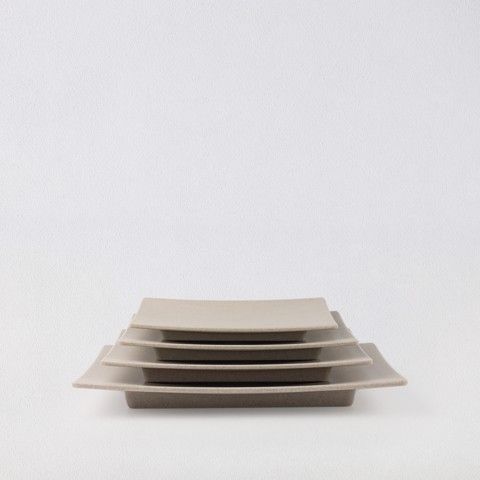 Sandy rectangular plate 8