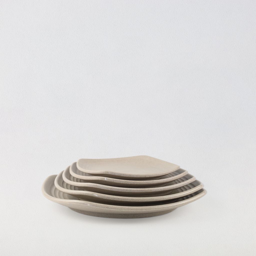 Dĩa Vuông Cạnh Tròn Nhám 6.5