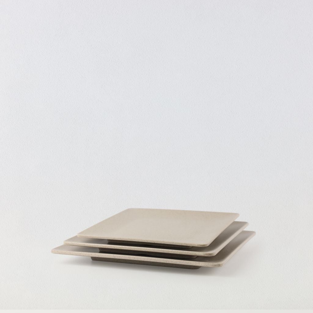 Dĩa Vuông Nhám 7.5