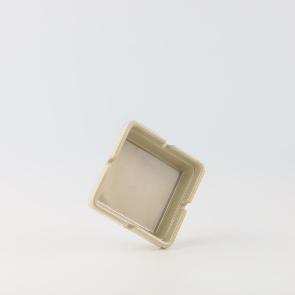 Gạt Tàn Thuốc Vuông 3.5