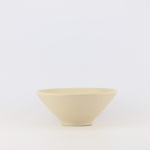 Matte round bowl 9