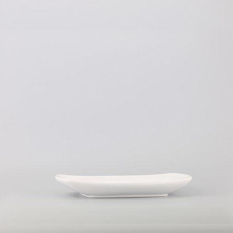 Boat-shape plate 9.5