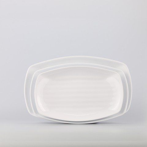 Boat-shape plate 9.5