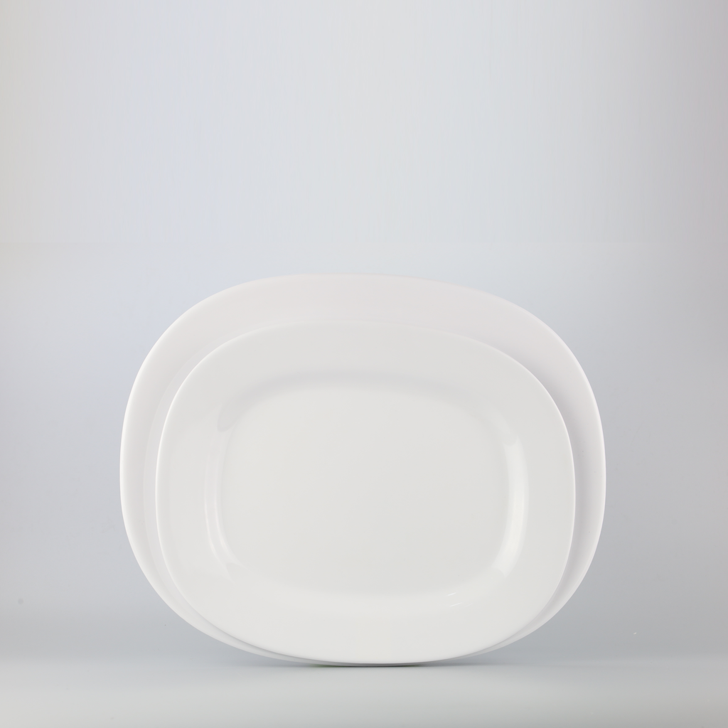 Oval Plate 14