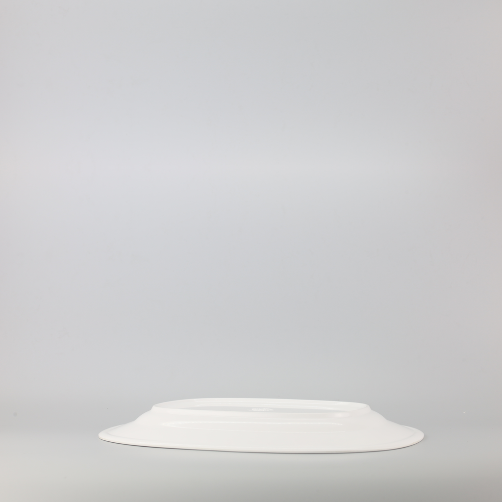 Oval Plate 14
