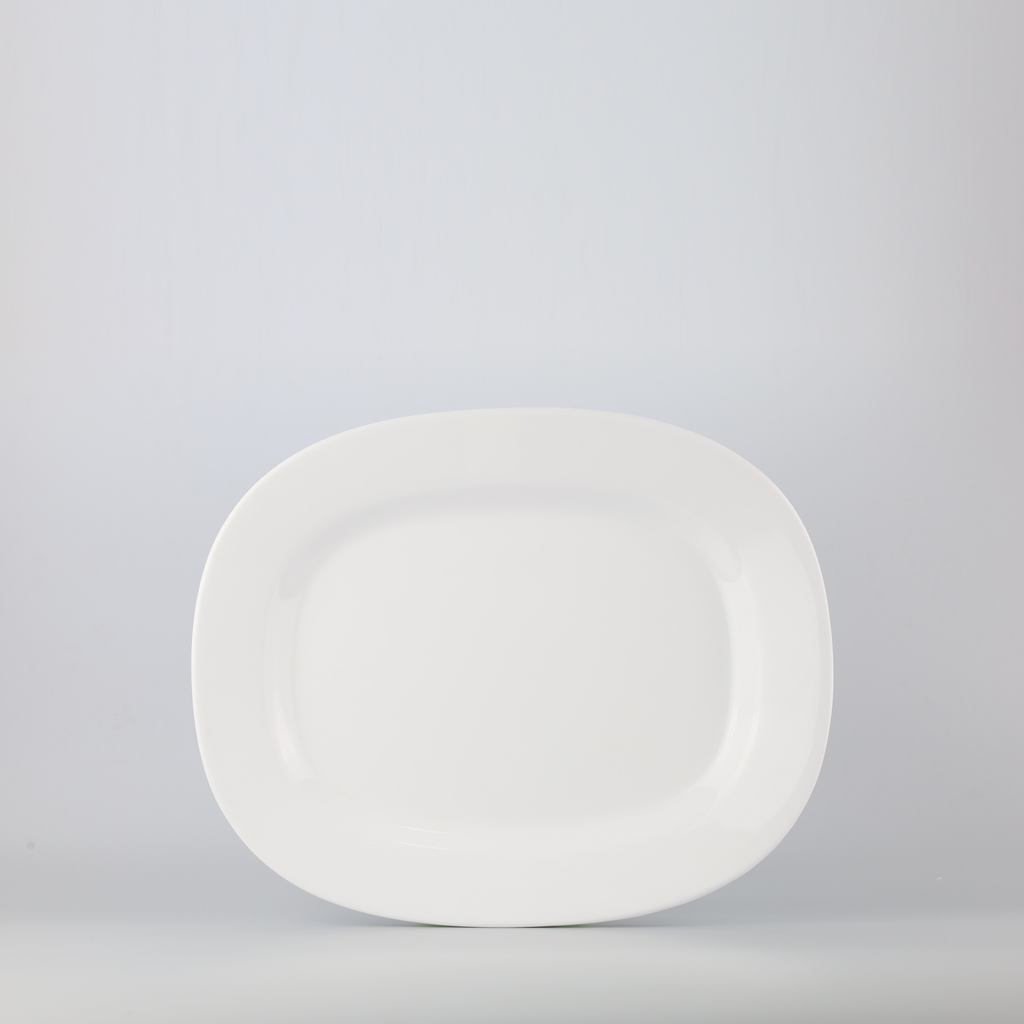 Oval Plate 14