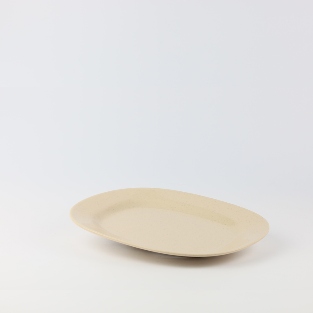 Oval Plate 12