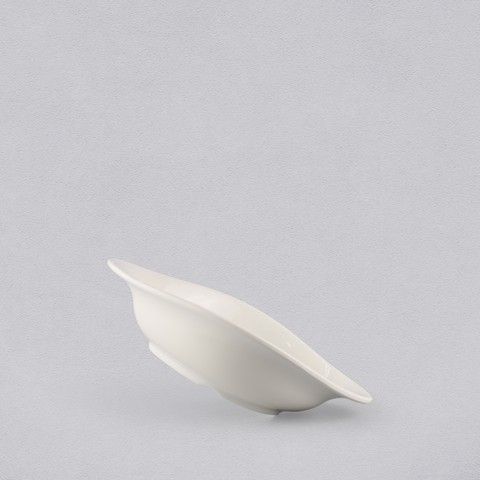 Oval bowl 11