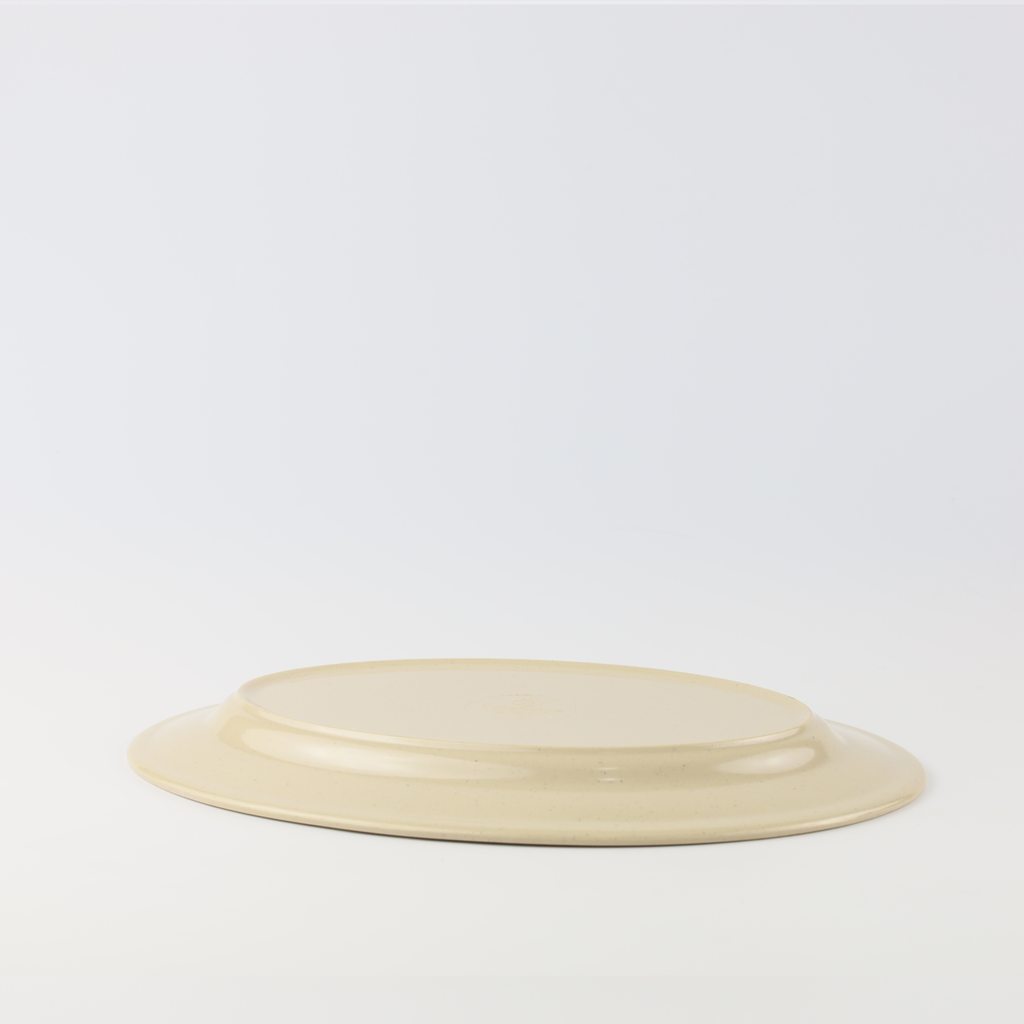 Oval plate 18