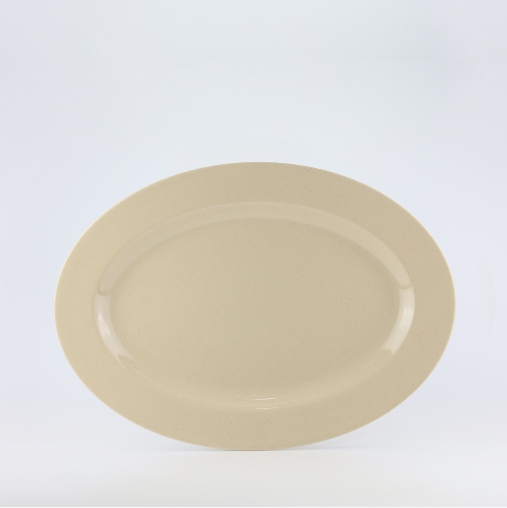 Oval Plate 16