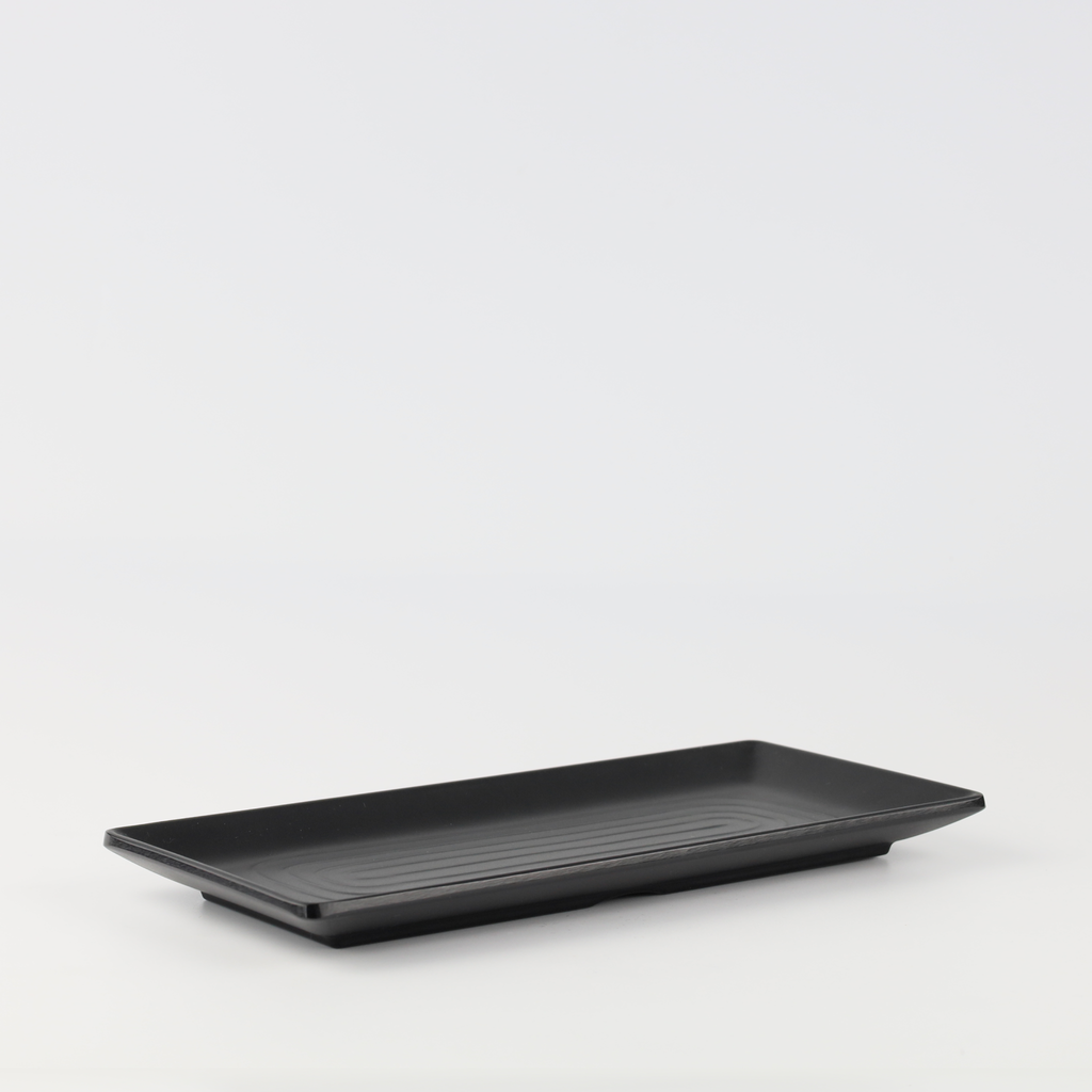 Matte rectangular plate 8.5