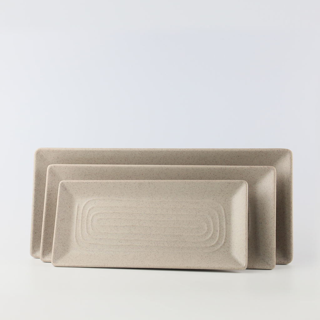 Matte rectangular plate 8.5