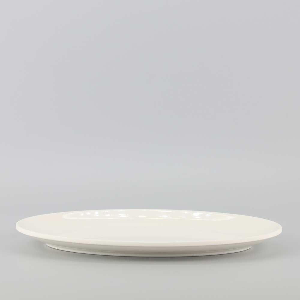 Oval Plate 10