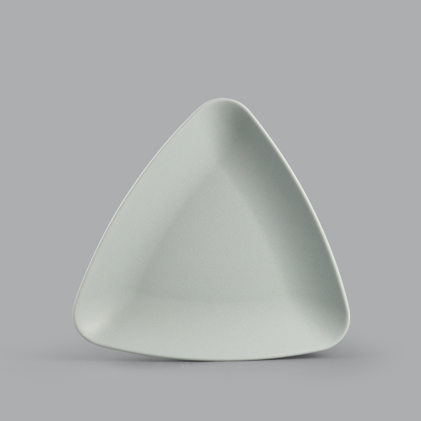 Matte triangle plate 10