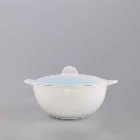 Bowl with lid 8