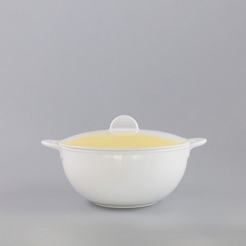 Bowl with lid 8