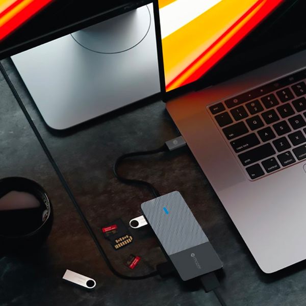 Cổng Chuyển 8-in-1 USB-C Mazer Infinite Multimedia Pro Hub M-UC2MULTI7005