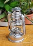  Đèn bão đèn dầu size nhỏ 19cm decor trang trí nhà cửa, đèn măng xông cắm trại dã ngoại cổ điển 