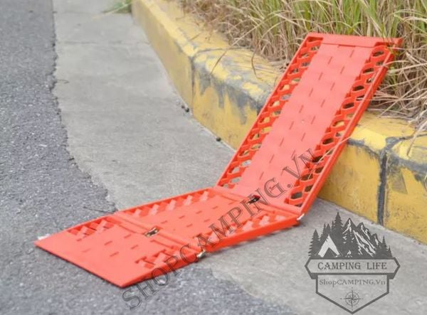  Tấm thoát lầy gấp gọn, cứu hộ, lót chống lún dành cho xe Sedan và MPV 