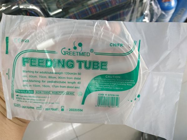 Dây Cho Ăn Có Nắp Số 12 Greetmed (H/60s - Th/360s)